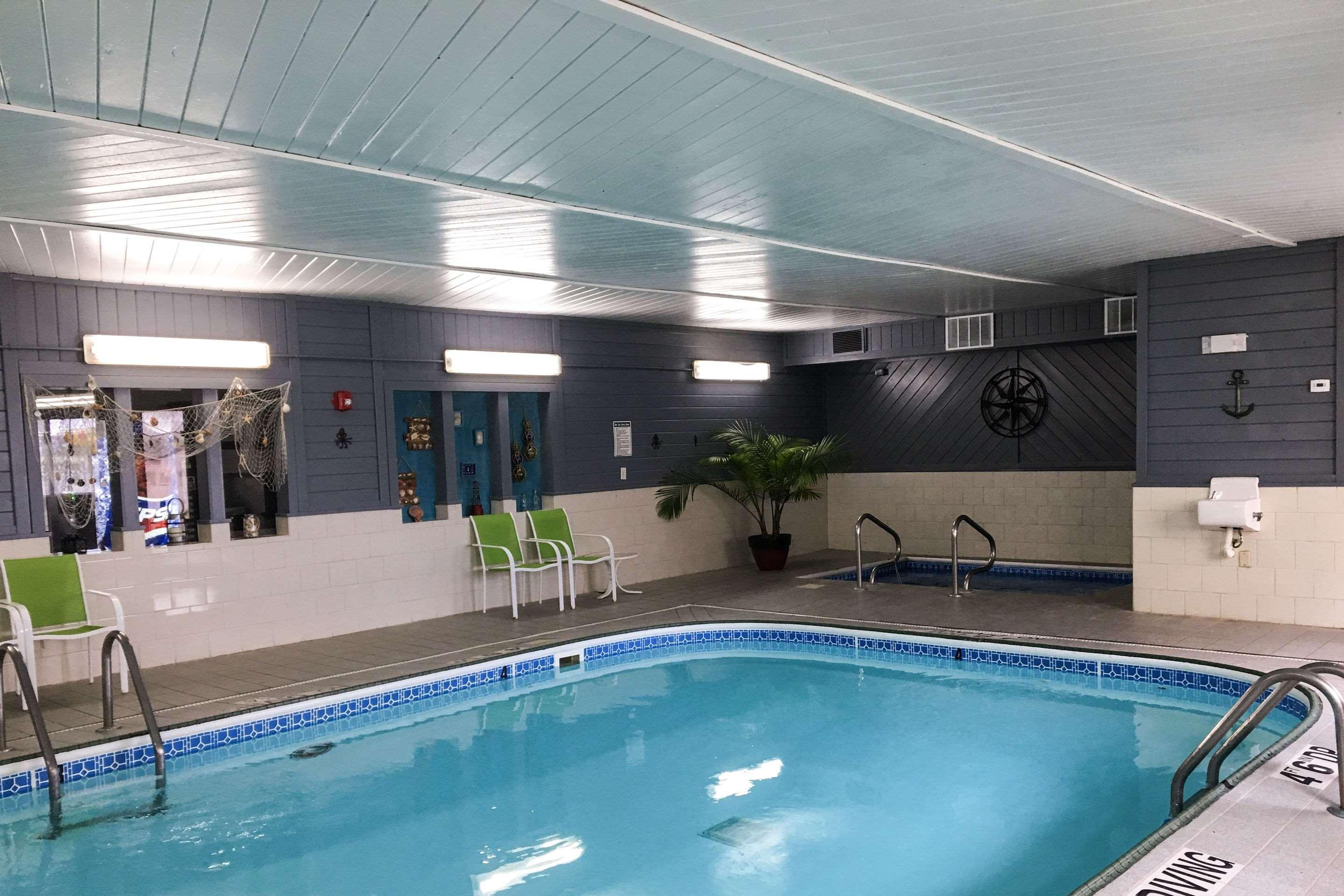 Quality Inn & Suites Lincoln Near I-55 Екстер'єр фото